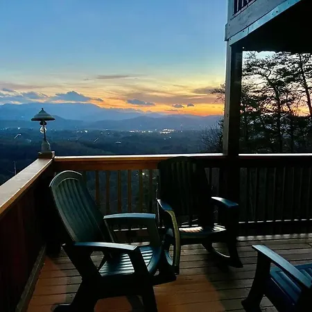 Villa Yogi'S Den: Breathtaking Views! 3 Min To Dollywood, On 1 Acre! Sevierville Exterior foto