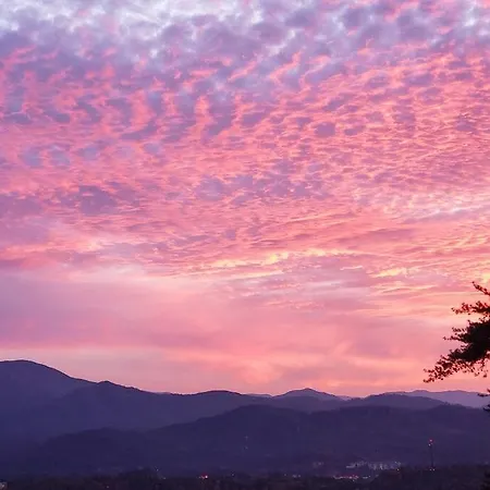 Villa Yogi'S Den: Breathtaking Views! 3 Min To Dollywood, On 1 Acre! Sevierville Exterior foto
