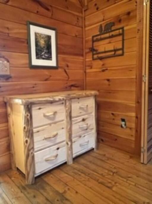 Yogi's Den: Breathtaking Views! 3 Min To Dollywood, On 1 Acre! Sevierville