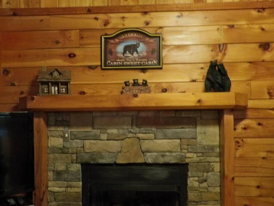Ferienhaus Yogi's Den: Breathtaking Views! 3 Min To Dollywood, On 1 Acre! Sevierville
